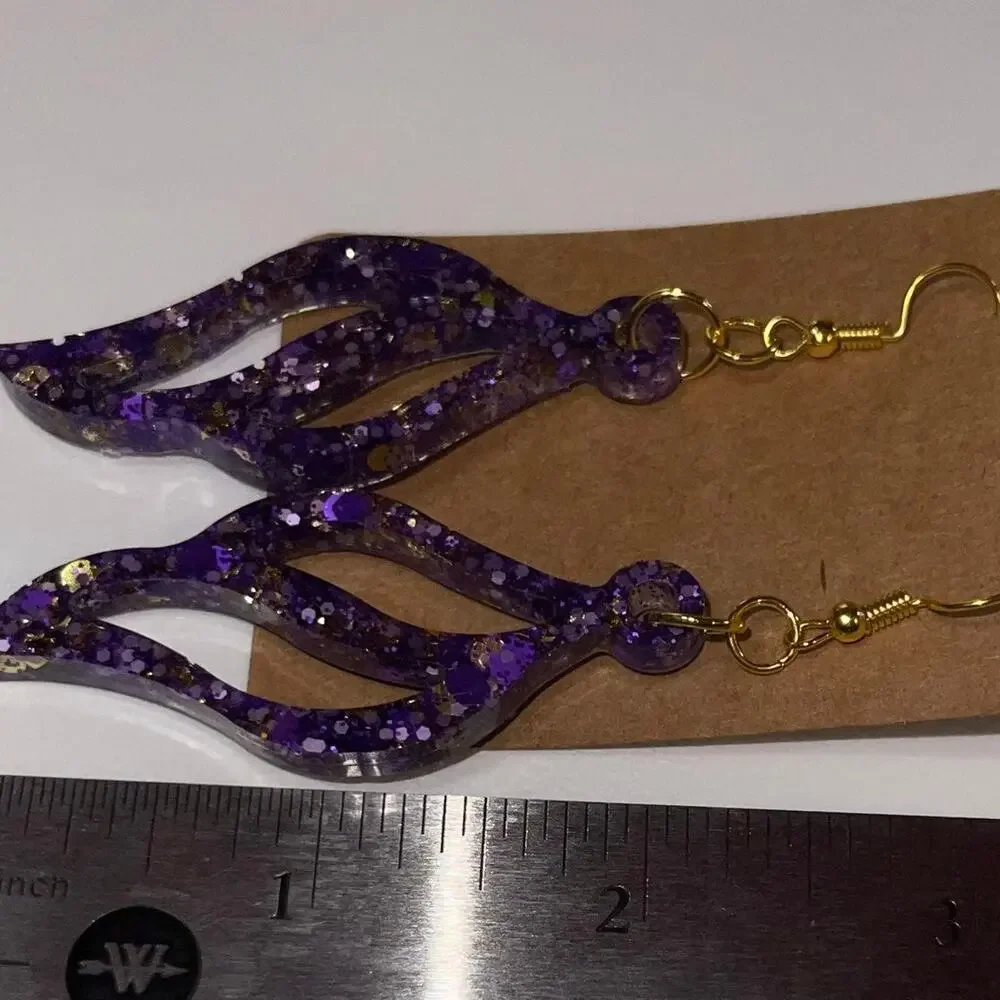 Handmade epoxy resin swirl dangle‎ earrings - super cute purple and gold glitter